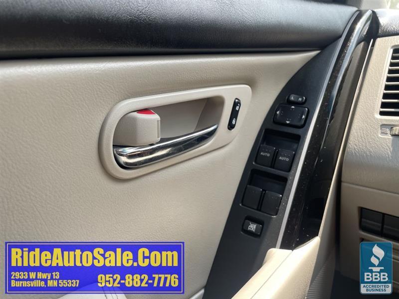 Mazda CX-9  2012