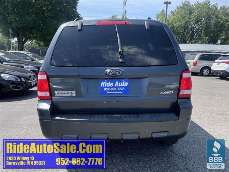 Ford Escape  2008
