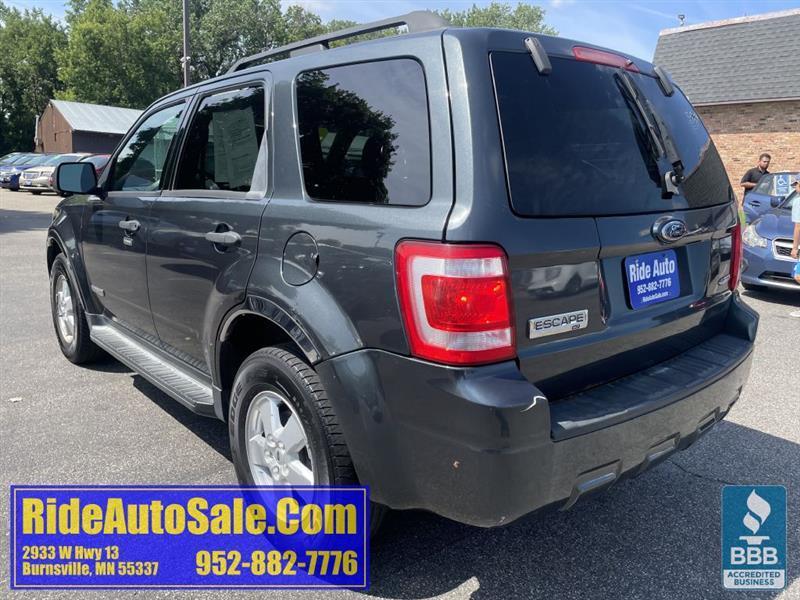 Ford Escape  2008