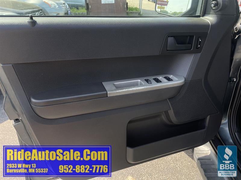 Ford Escape  2008