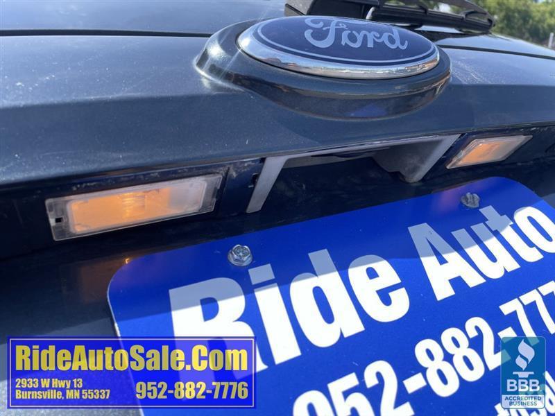 Ford Escape  2008