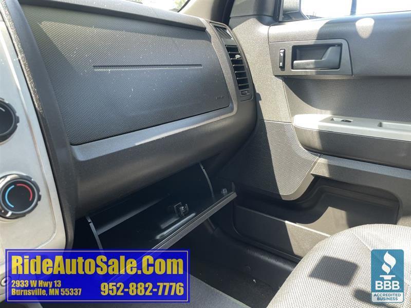 Ford Escape  2008