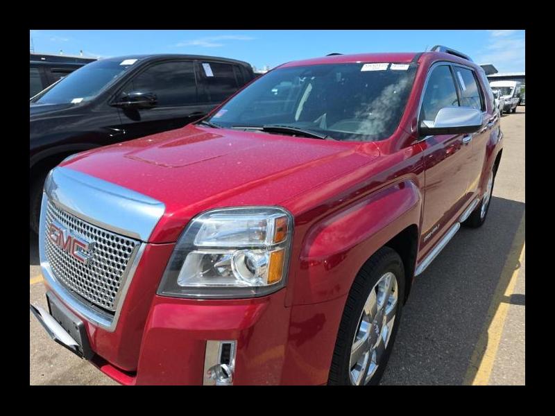 2013 GMC Terrain Denali, 5 Pass. AWD, V6, leather, P-roof !