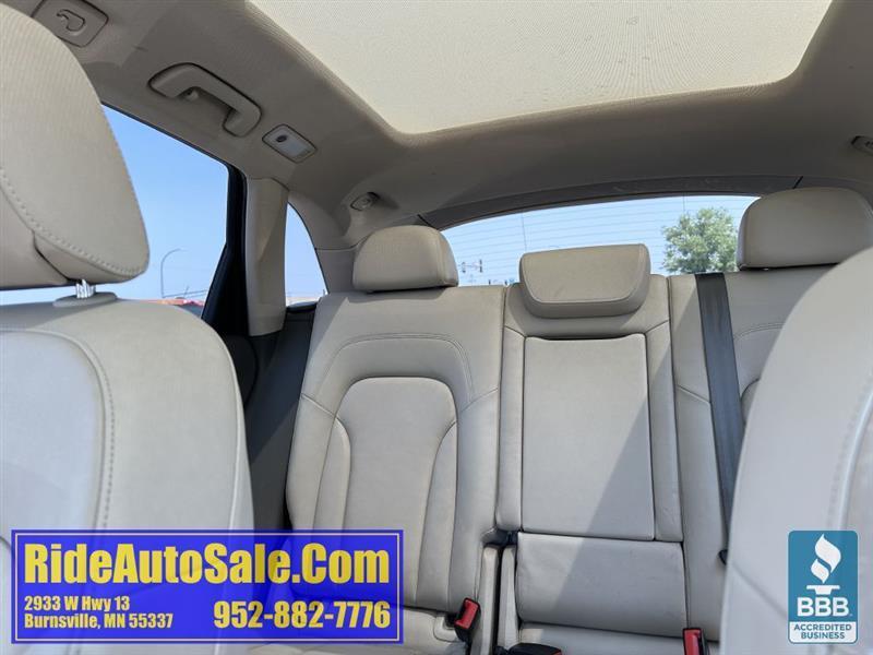Audi Q5  2011