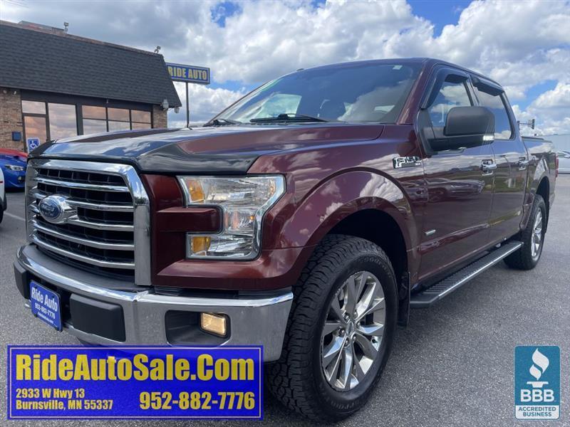 2016 Ford F-150 XLT, Crew cab 4dr, 4x4, P-roof, EXTRA CLEAN !