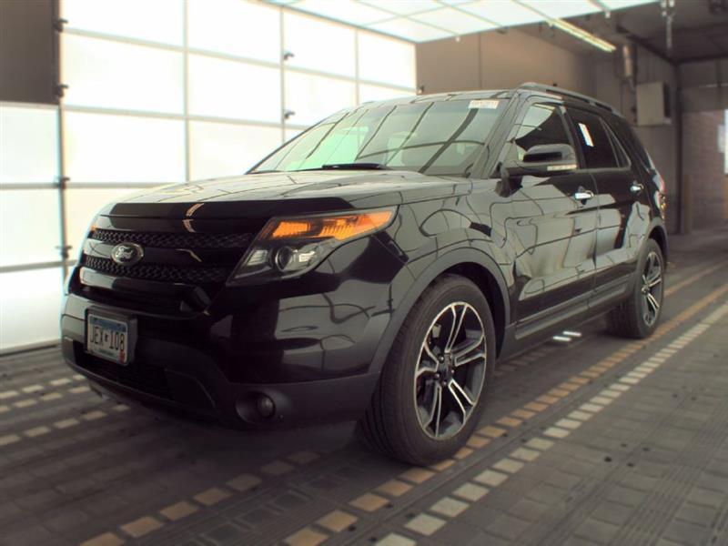 2013 Ford Explorer Sport, 7 Pass 3rd row, 4x4, 365HP V6, leather !
