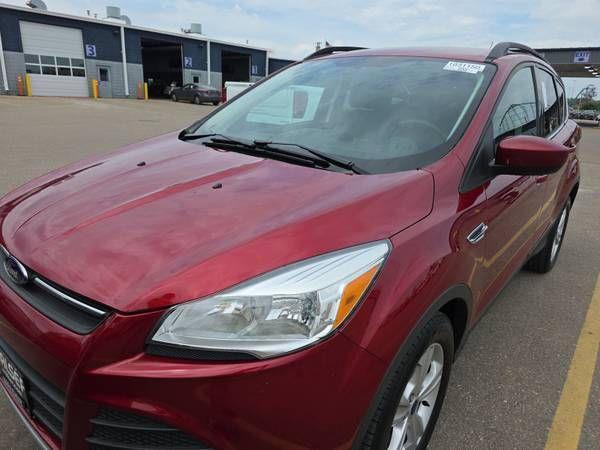 2014 Ford Escape SE, Cross Over SUV, 2.0 4cyl, 1 owner !