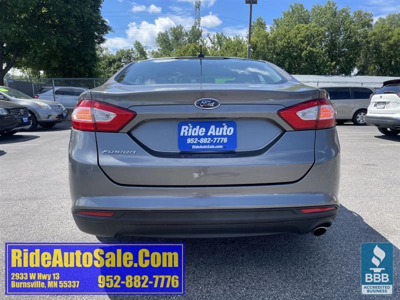 Ford Fusion  2013