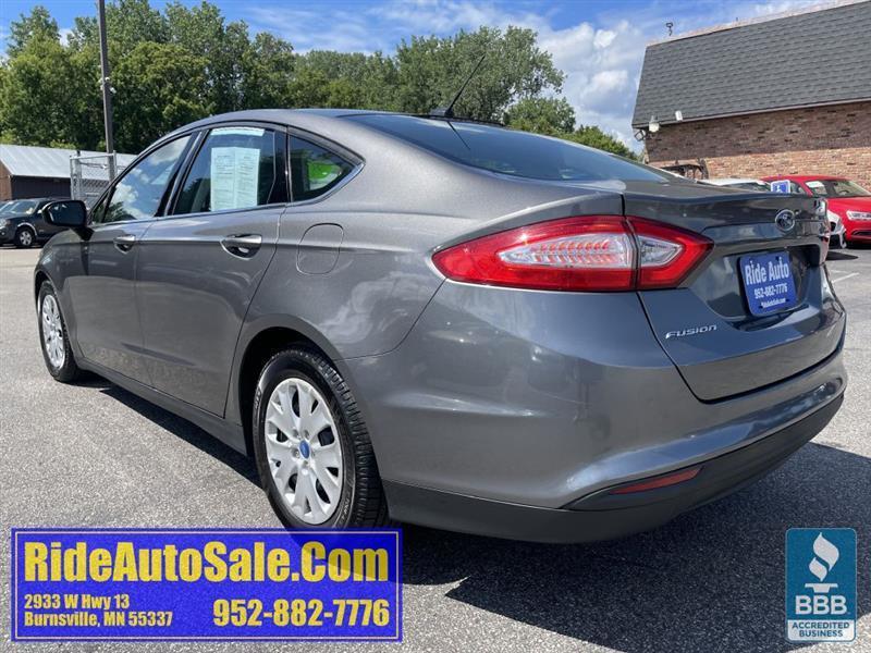Ford Fusion  2013