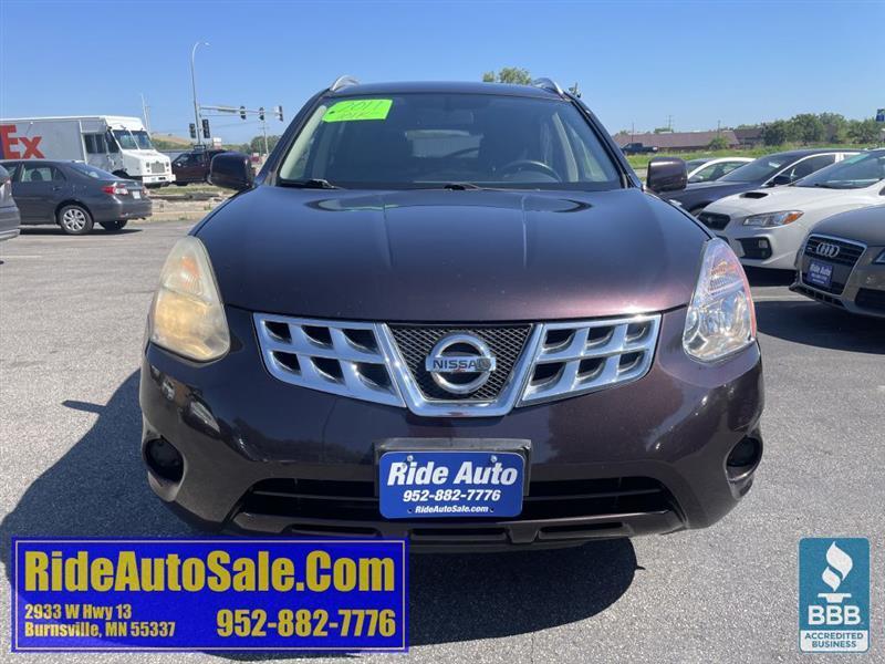 Nissan Rogue  2011