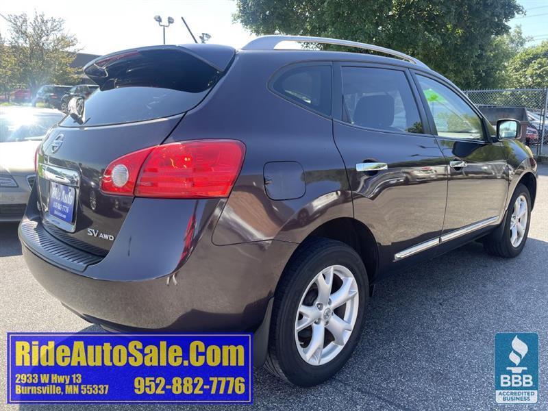 Nissan Rogue  2011