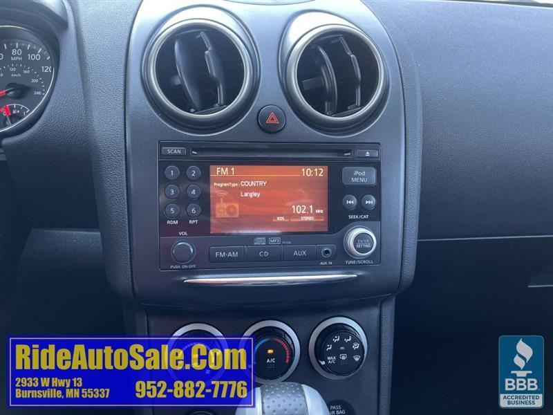 Nissan Rogue  2011