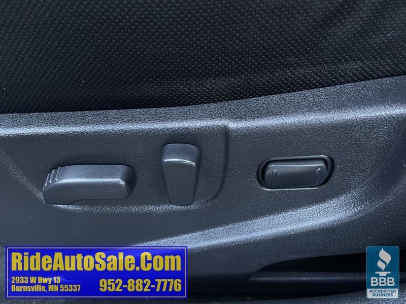 Nissan Rogue  2011