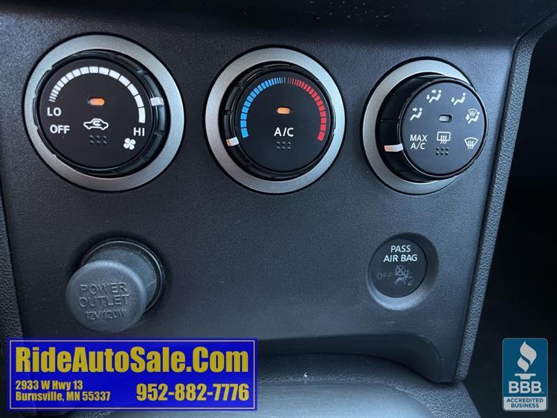 Nissan Rogue  2011