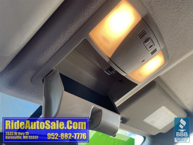 Nissan Rogue  2011