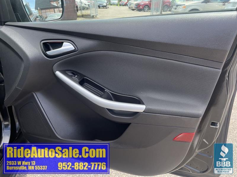 Ford Focus  2014