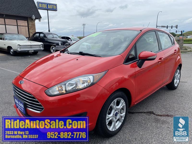 2014 Ford Fiesta SE, 5dr Hatchback, 1.6 4cyl, Auto, CLEAN !