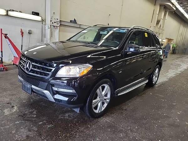 2012 Mercedes-Benz M-Class ML350 4MATIC 4x4, 3.5 V6, extra clean !