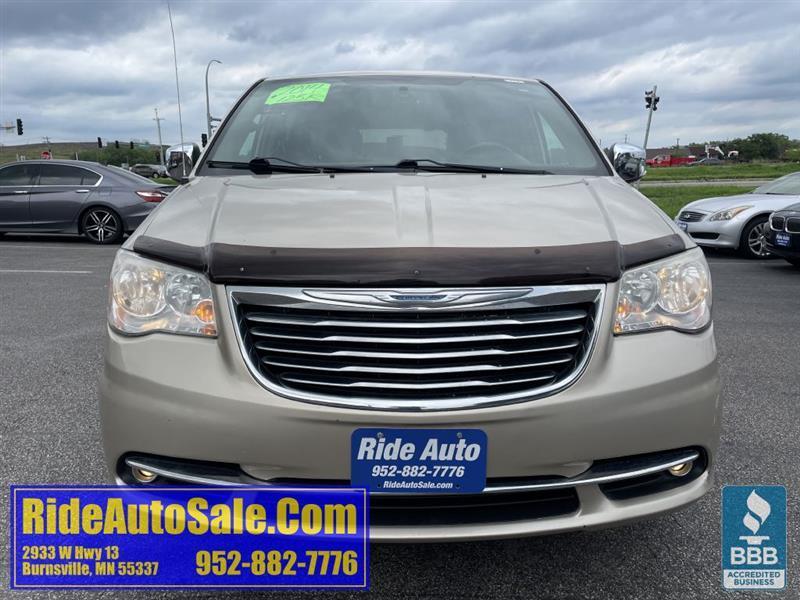 Chrysler Town & Country  2014