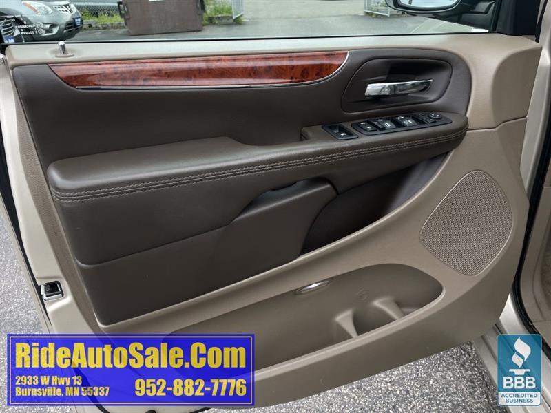 Chrysler Town & Country  2014