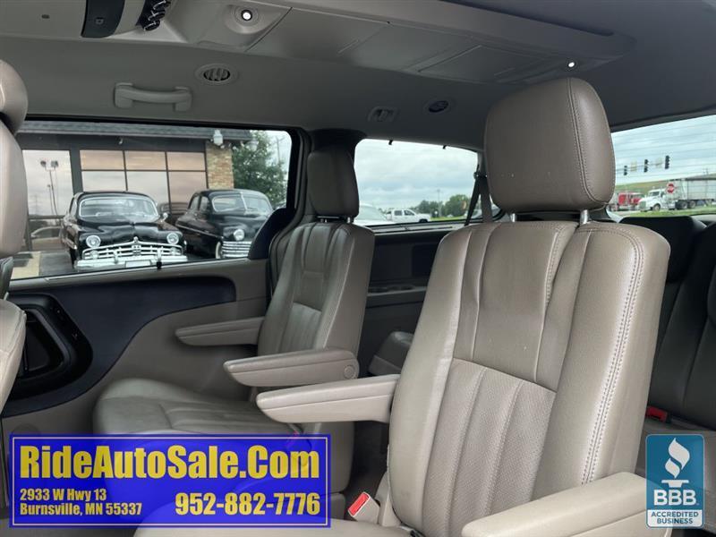Chrysler Town & Country  2014