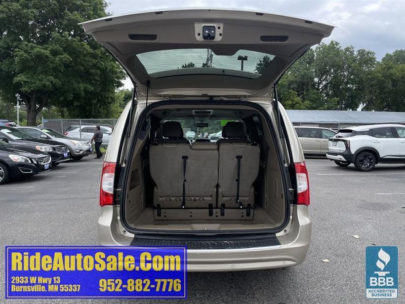 Chrysler Town & Country  2014