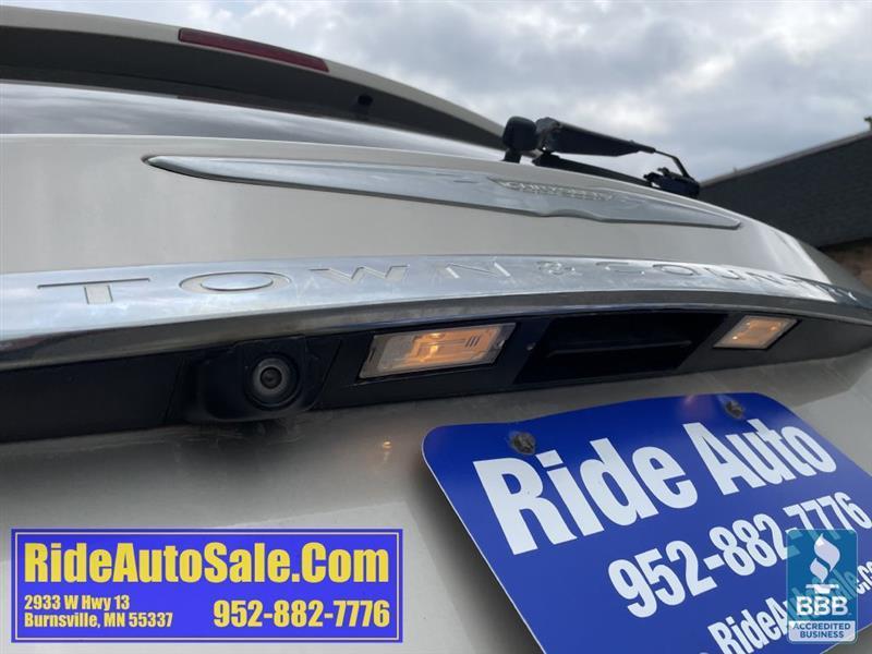 Chrysler Town & Country  2014