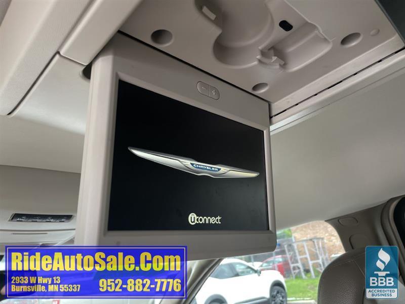 Chrysler Town & Country  2014