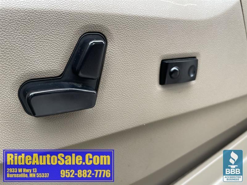 Chrysler Town & Country  2014