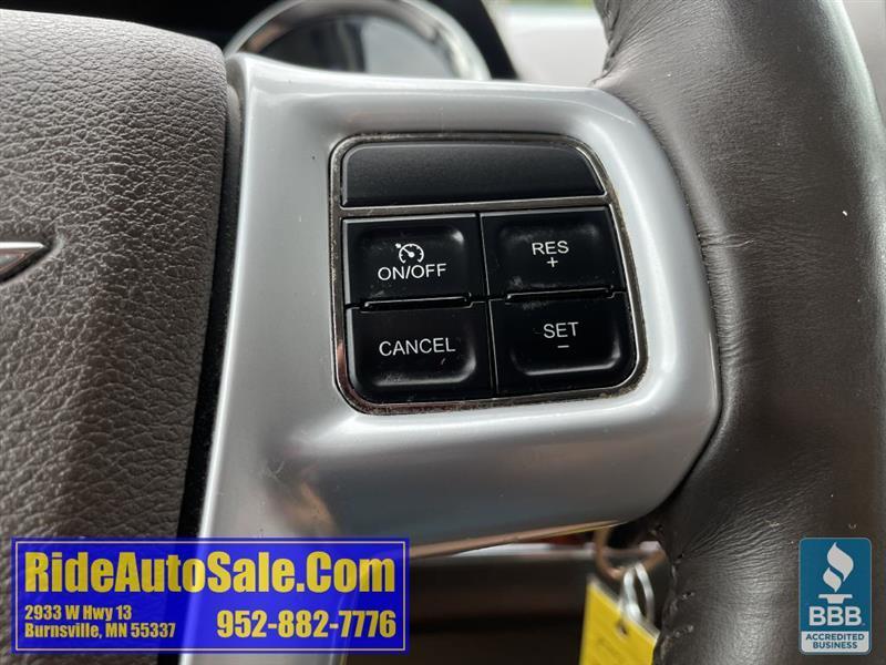 Chrysler Town & Country  2014