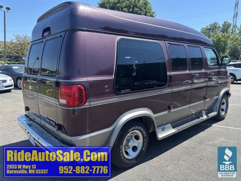 Dodge Ram Van  2000