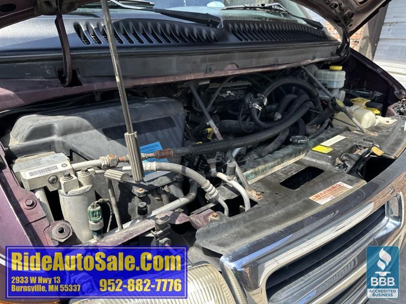 Dodge Ram Van  2000