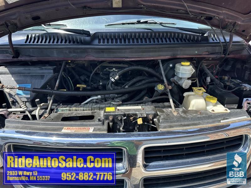 Dodge Ram Van  2000