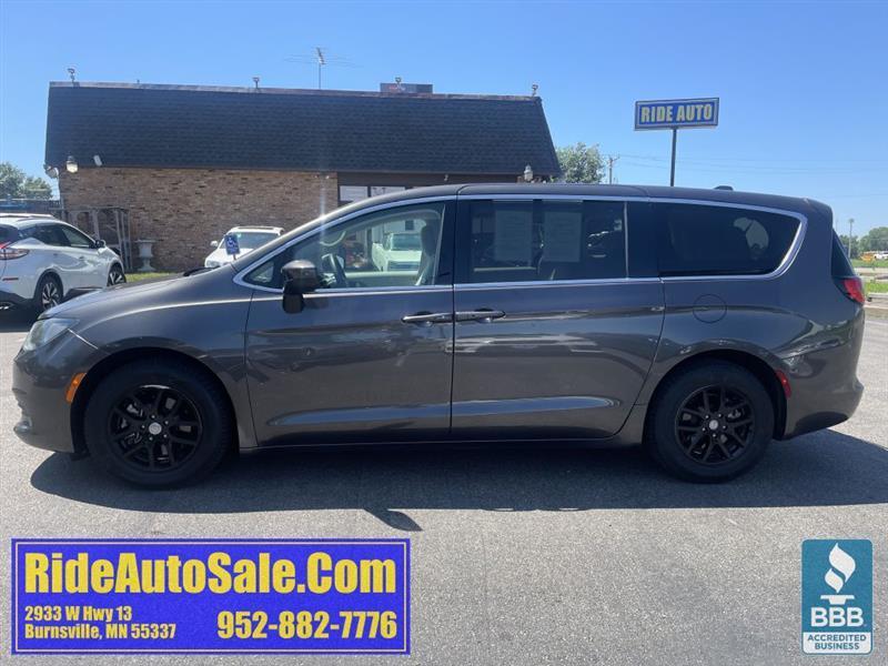 Chrysler Pacifica  2017