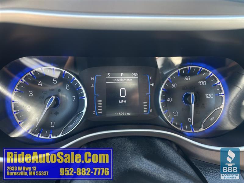 Chrysler Pacifica  2017