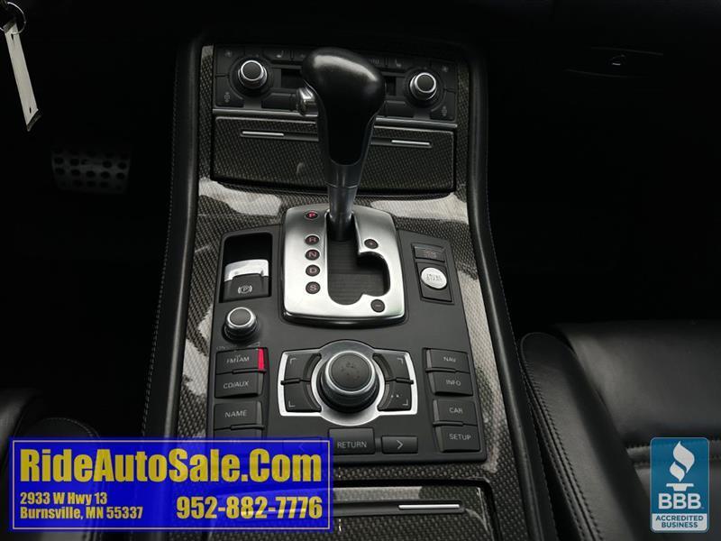 Audi S8  2008