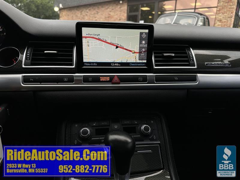 Audi S8  2008
