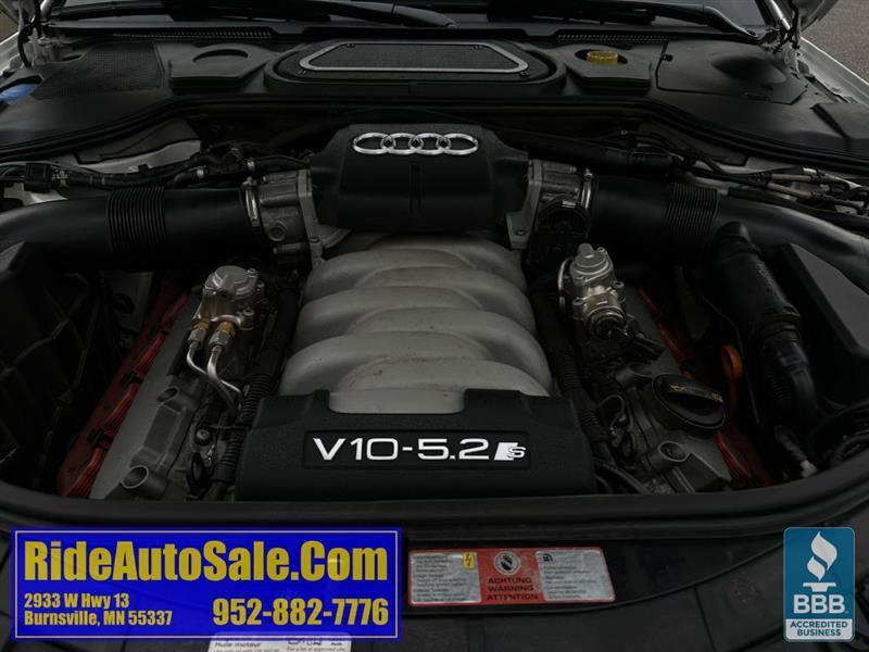 Audi S8  2008