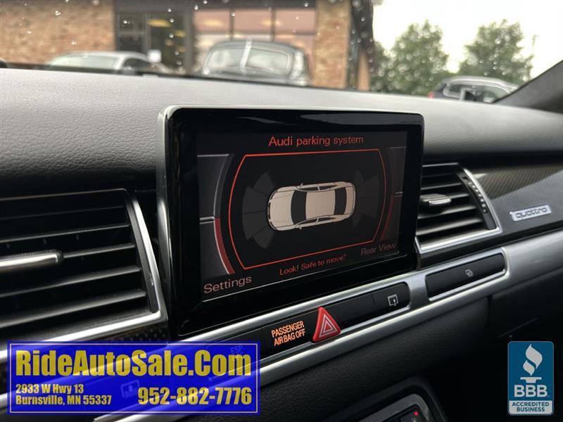 Audi S8  2008