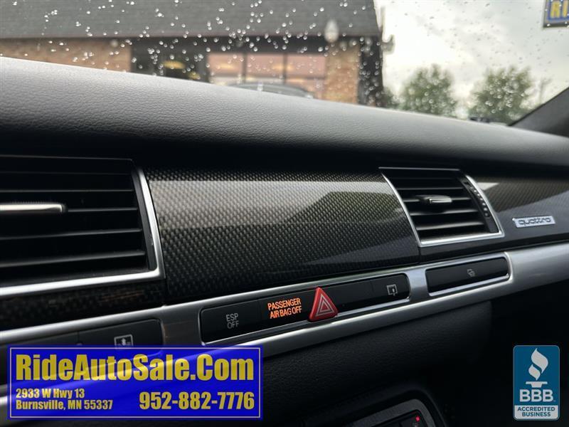 Audi S8  2008