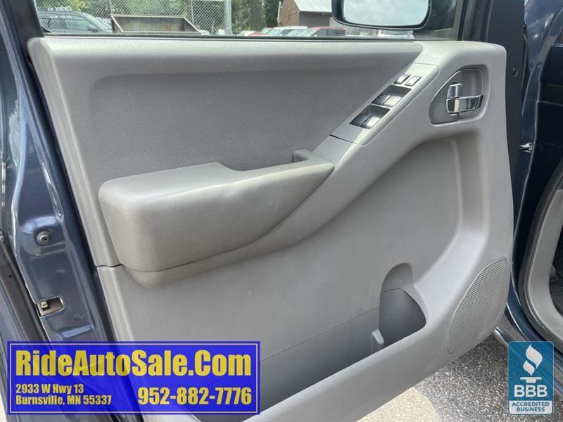 Nissan Frontier  2013