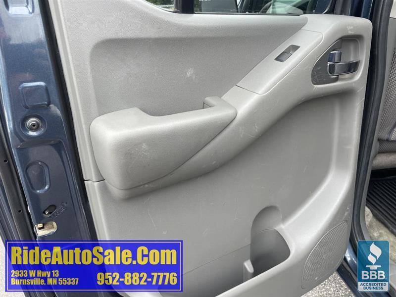 Nissan Frontier  2013