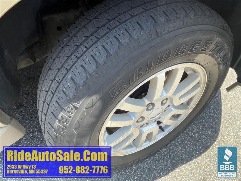 Ford Expedition  2012