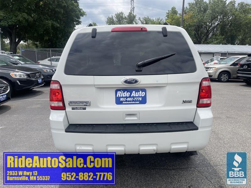 Ford Escape  2010