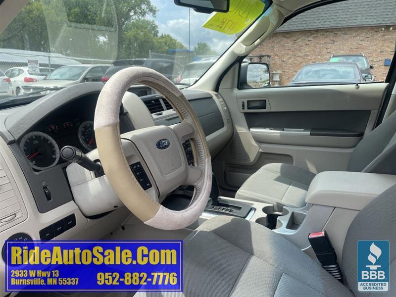 Ford Escape  2010