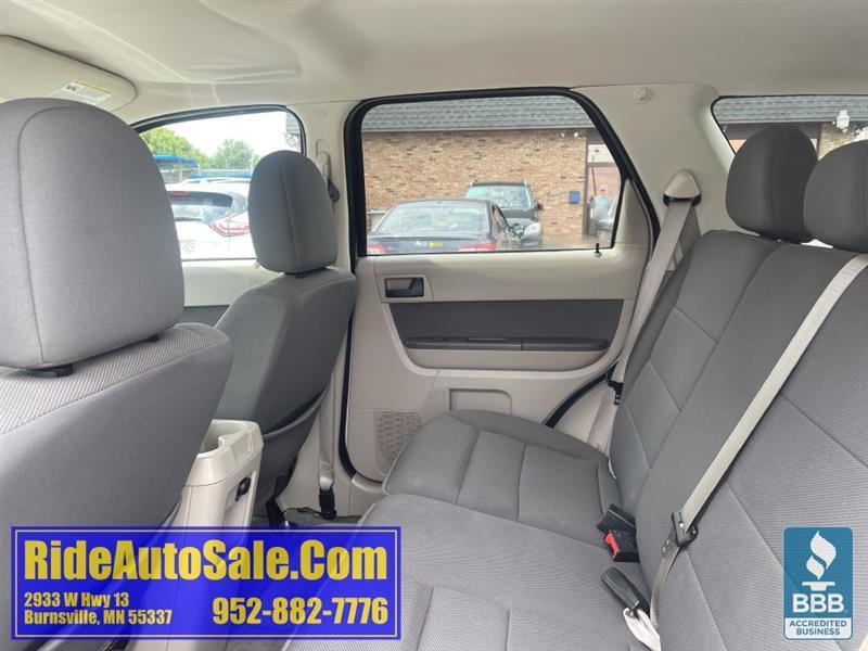 Ford Escape  2010