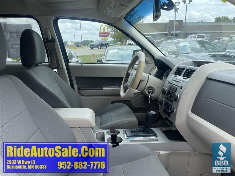 Ford Escape  2010