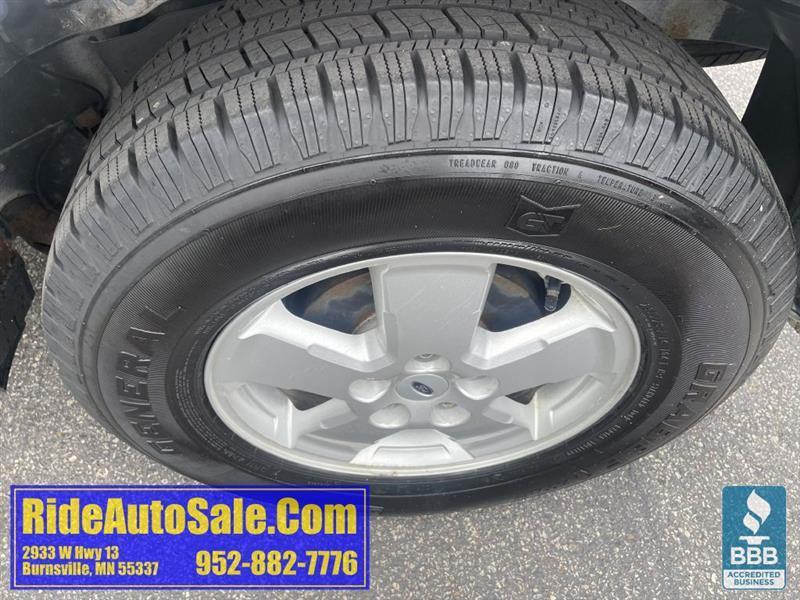 Ford Escape  2010