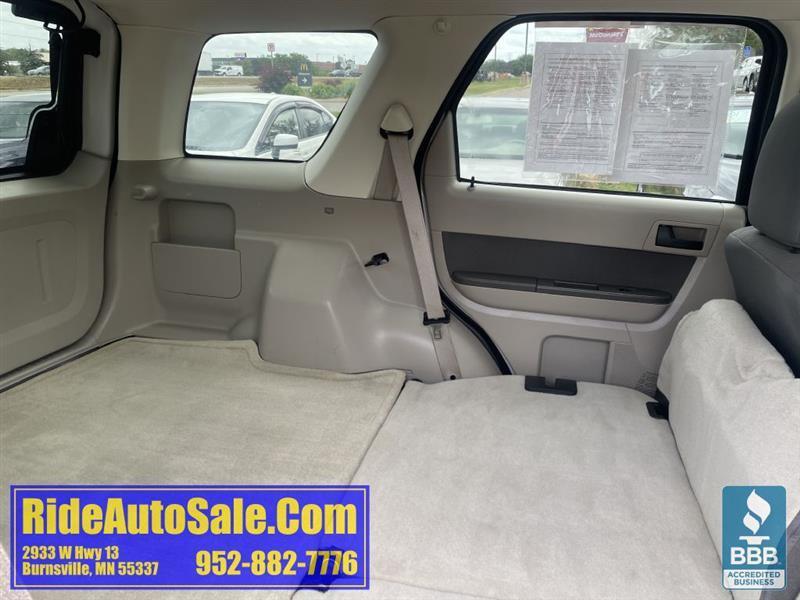 Ford Escape  2010