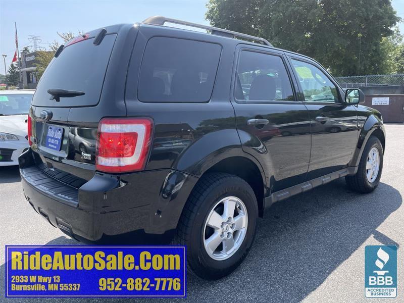 Ford Escape  2010